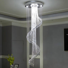 Carregar imagem no visualizador da galeria, Hala Staircase Chandelier
