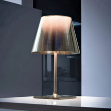 Carregar imagem no visualizador da galeria, Harara Table Lamp
