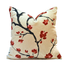 Carregar imagem no visualizador da galeria, Artisanal Cushion Covers
