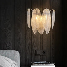 Carregar imagem no visualizador da galeria, Illumis Wall Lamp
