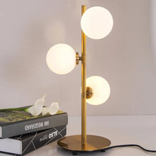 Carregar imagem no visualizador da galeria, Iridia Table Lamp
