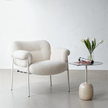 Carregar imagem no visualizador da galeria, Kade Accent Chair
