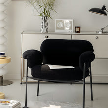 Carregar imagem no visualizador da galeria, Kade Accent Chair
