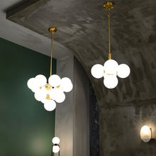 Carregar imagem no visualizador da galeria, Kadur Alabaster Pendant Light
