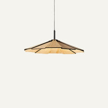 Carregar imagem no visualizador da galeria, Karuvi Pendant Light
