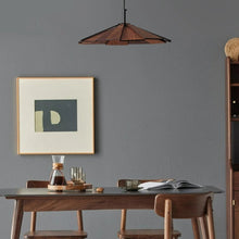 Cargar imagen en el visor de la galería, Karuvi Pendant Light
