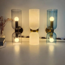 Carregar imagem no visualizador da galeria, Kass Table Lamp
