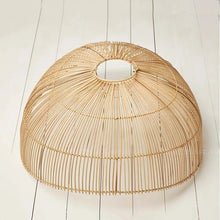 Cargar imagen en el visor de la galería, Kelit Pendant Light
