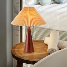 Cargar imagen en el visor de la galería, Kishel Table Lamp
