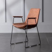 Carregar imagem no visualizador da galeria, Kratsi Accent Chair
