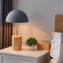 Load image into Gallery viewer, Kroki Table Lamp
