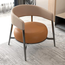 Carregar imagem no visualizador da galeria, Kura Accent Chair
