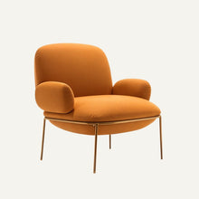 Carregar imagem no visualizador da galeria, Kursiye Accent Chair
