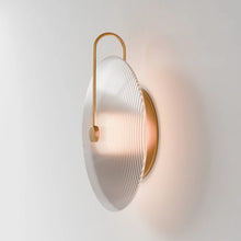 Carregar imagem no visualizador da galeria, Lucio Wall Lamp
