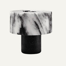 Carregar imagem no visualizador da galeria, Luxare Table Lamp
