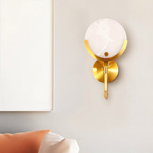 Carregar imagem no visualizador da galeria, Luxus Alabaster Wall Lamp
