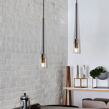 Cargar imagen en el visor de la galería, Lychnia Pendant Light
