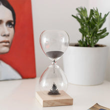 Load image into Gallery viewer, Magnetic Sand Hourglass
