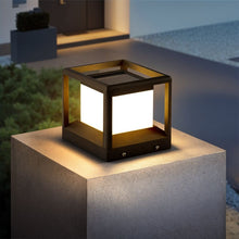 Carregar imagem no visualizador da galeria, Mahina Outdoor Garden Lamp
