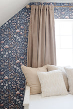 Carregar imagem no visualizador da galeria, Wysteria Wallpaper by Melissa Johnson Design
