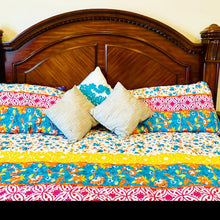 Carregar imagem no visualizador da galeria, Emily Boho Stripe Reversible 3 Piece Quilt Set
