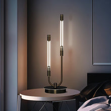 Carregar imagem no visualizador da galeria, Nolan Table Lamp
