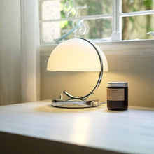 Load image into Gallery viewer, Nostal Table Lamp
