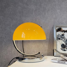 Carregar imagem no visualizador da galeria, Nostal Table Lamp
