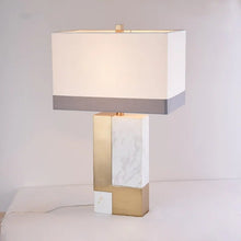 Carregar imagem no visualizador da galeria, Ombrae Table Lamp
