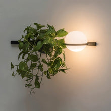 Carregar imagem no visualizador da galeria, Orbe Wall Lamp
