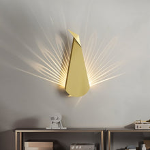 Carregar imagem no visualizador da galeria, Pagoni Wall Lamp
