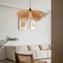 Cargar imagen en el visor de la galería, Pankh Pendant Light
