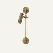 Carregar imagem no visualizador da galeria, Paries Wall Lamp
