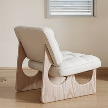 Carregar imagem no visualizador da galeria, Paterna Accent Chair
