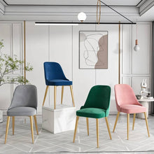 Carregar imagem no visualizador da galeria, Patu Dining Chair
