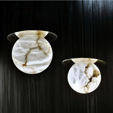 Cargar imagen en el visor de la galería, Pila Alabaster Pendant Light
