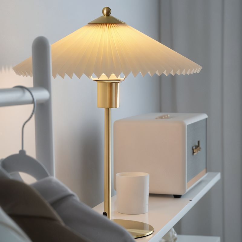 Plisse Table Lamp