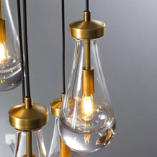 Carregar imagem no visualizador da galeria, Pulcher Glass Tears Chandelier
