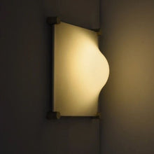 Carregar imagem no visualizador da galeria, Punic Wall Lamp
