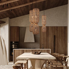 Carregar imagem no visualizador da galeria, Qoteb Pendant Light
