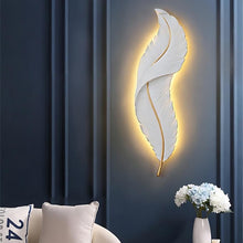 Carregar imagem no visualizador da galeria, Quill Wall Lamp
