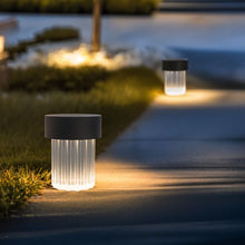 Carregar imagem no visualizador da galeria, Ratana Outdoor Garden Lamp
