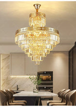 Carregar imagem no visualizador da galeria, Rawaq Crystal Chandelier
