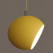 Carregar imagem no visualizador da galeria, Revolve Pendant Light
