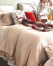 Load image into Gallery viewer, Reyna 3 Piece Comforter Set
