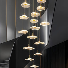 Carregar imagem no visualizador da galeria, Rotasu Staircase Chandelier
