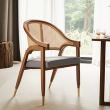 Carregar imagem no visualizador da galeria, Sagum Accent Chair
