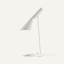 Load image into Gallery viewer, Sahov Table Lamp
