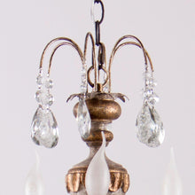 Carregar imagem no visualizador da galeria, Samiyah 5-Light Rustic Gold Crystal Chandelier
