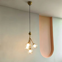 Cargar imagen en el visor de la galería, Sawis Pendant Light
